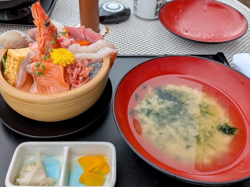 伊東マリンタウンで食べた海鮮丼